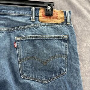 Levis 501 Jeans Mens 46x34 (42x31) Med Blue Wash Button Fly
